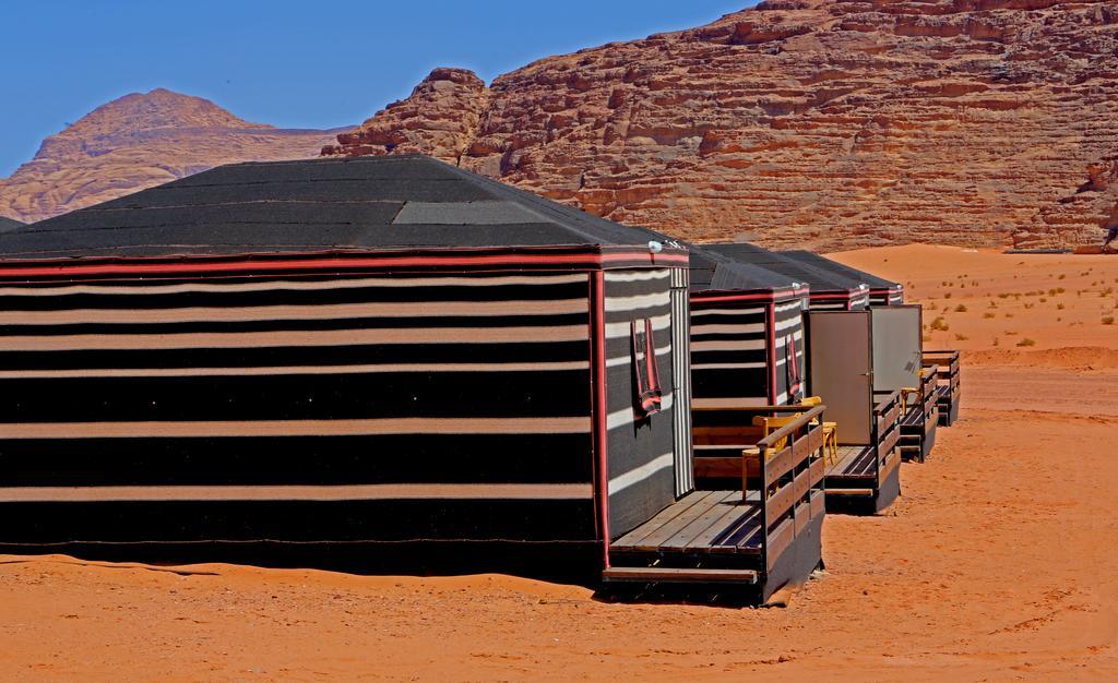 Sun City Camp Hotel Wadi Rum Eksteriør billede