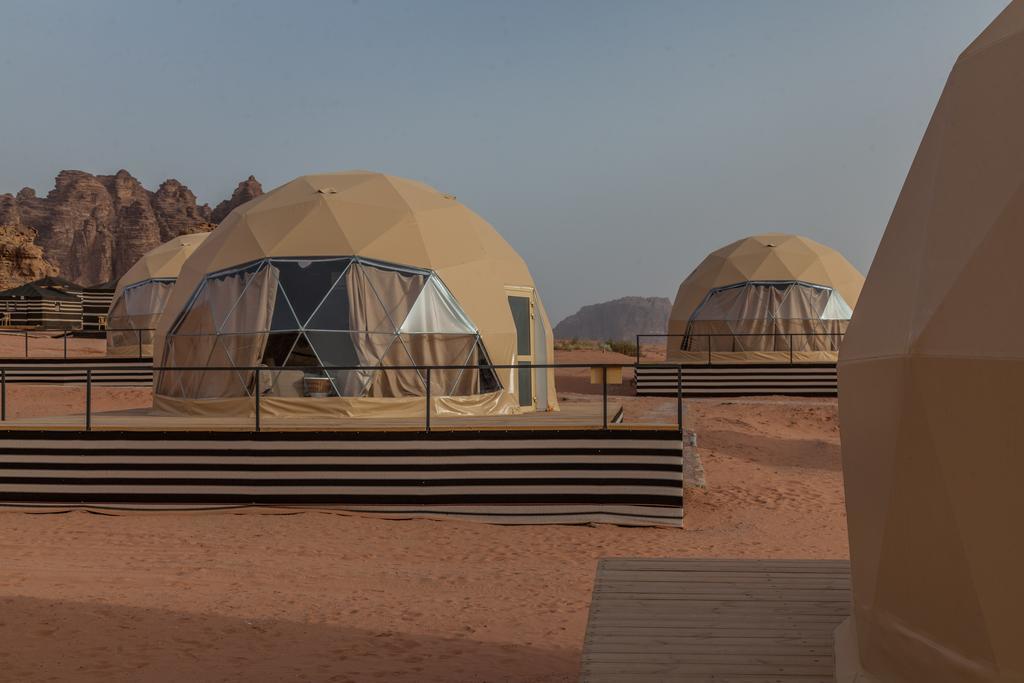 Sun City Camp Hotel Wadi Rum Eksteriør billede